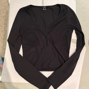 Medium Forever 21 long sleeve top